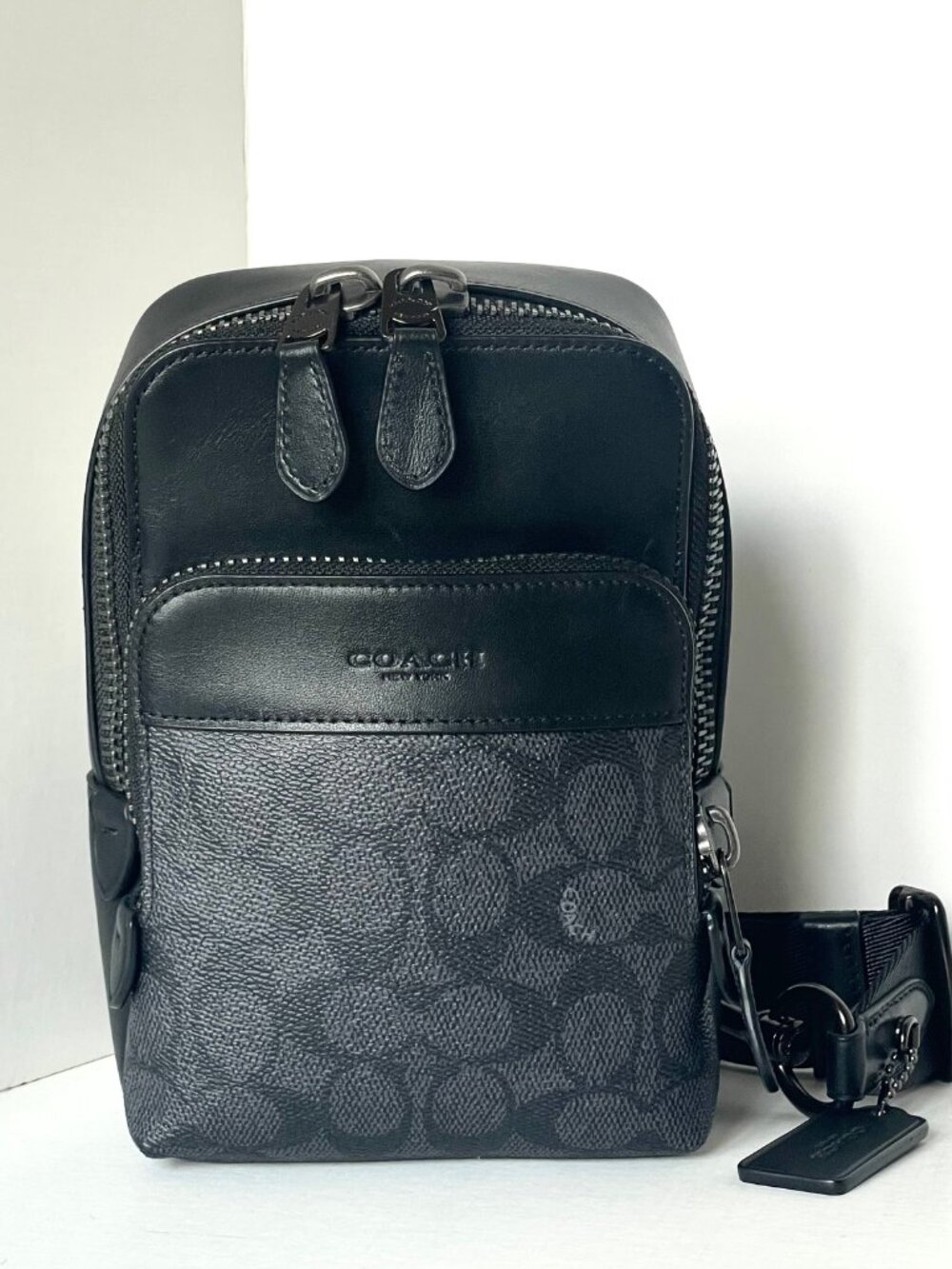 Coach Gotham Sling Pack 13 Signature Canvas Black Leather Bag CC091